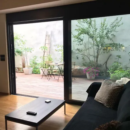 Elegant In Kolonaki Apartment